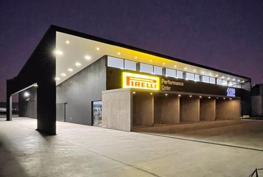 NUEVA PIRELLI PERFORMANCE CENTER de R33 Neumáticos en Trenque Lauquen