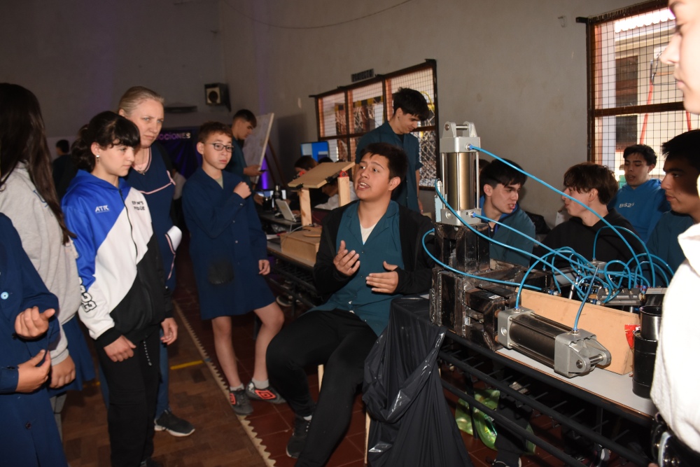 23º EXPOSICIÓN INTERACTIVA EN LA ESCUELA TÉCNICA