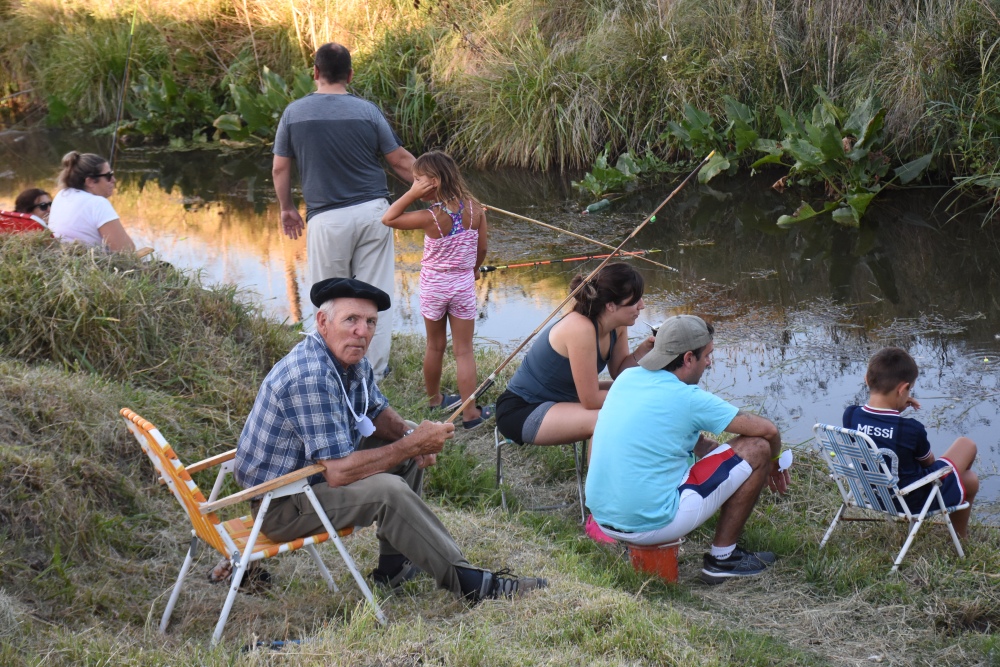 Se realizó el 2º Concurso de Pesca en el arroyo Pigüé