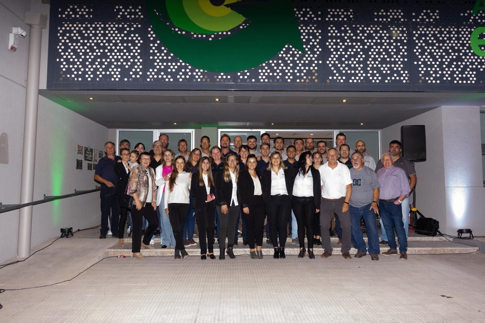 Reinauguración de las oficinas de la Cooperativa Agrícola Ganadera Ltda. de Espartillar