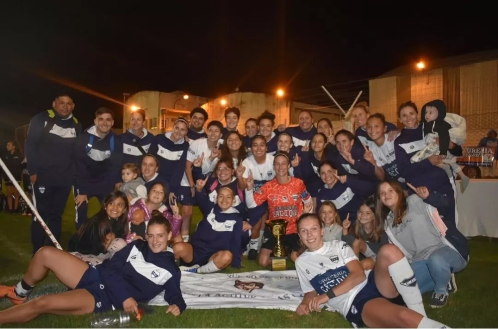 Las Lobas son las Campeonas del Torneo ”Teobaldo Pradilla”