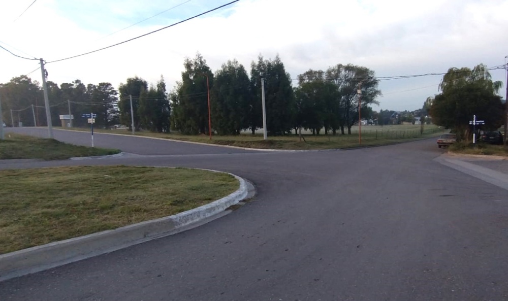 Estacionamiento en avenidas circundantes al Parque La Salle de Pigüé