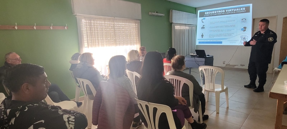 Charla sobre Ciberdelitos