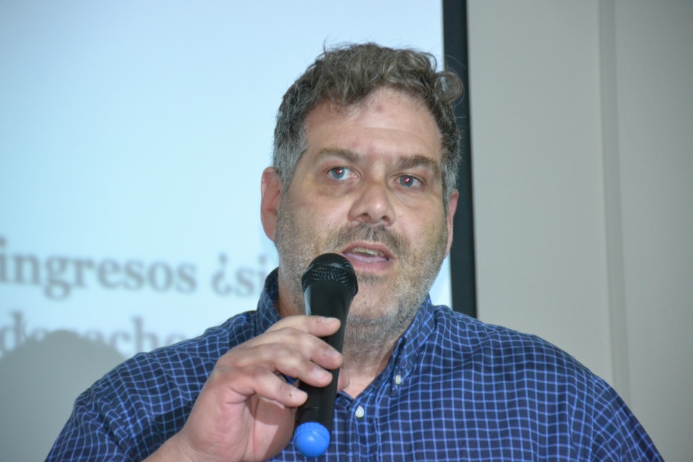 “El municipio no tiene un mango, muchachos. Esa es la realidad”.