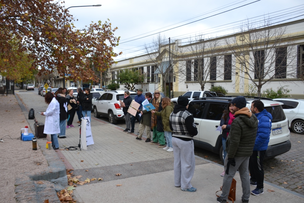 Movilización docente en Pigüé contra cambios en la Ley de Financiamiento Educativo