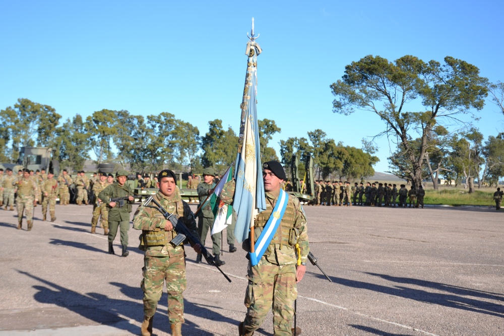 Conmemoración por el 215º Aniversario del Ejército Argentino en Pigüé