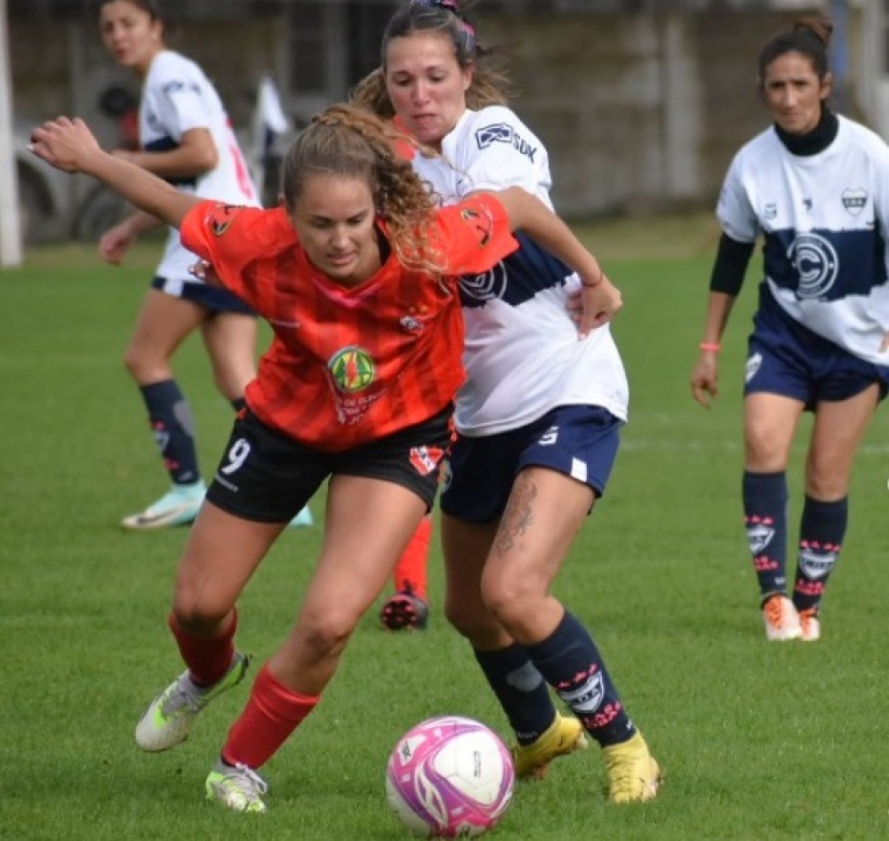 El Fútbol Femenino cerró la primera rueda con cambios en la cima de las zonas