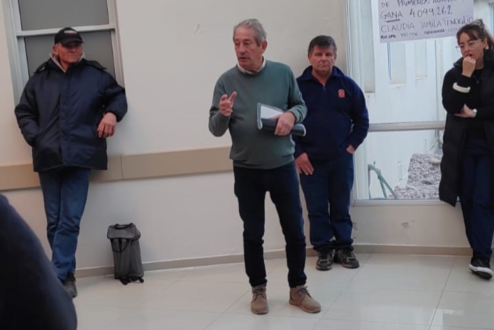 Gremio municipal pide frenar descuentos y revisar despidos en Salud