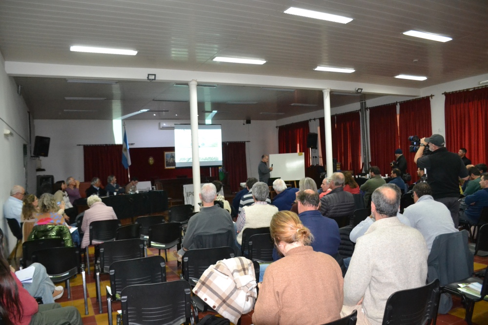 Se realizó en Pigüé la 2da. Jornada Técnica sobre “El Buen Uso del Recurso Agua”