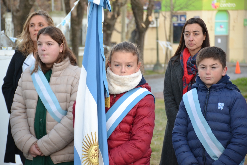 20 de Junio ”Día de la Bandera Nacional”
