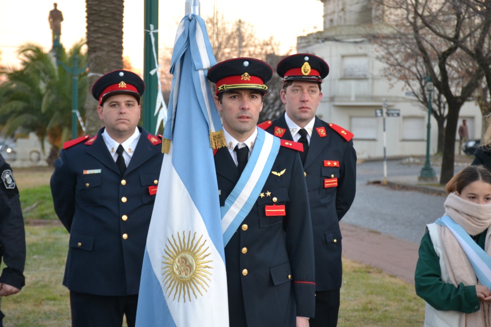 20 de Junio ”Día de la Bandera Nacional”