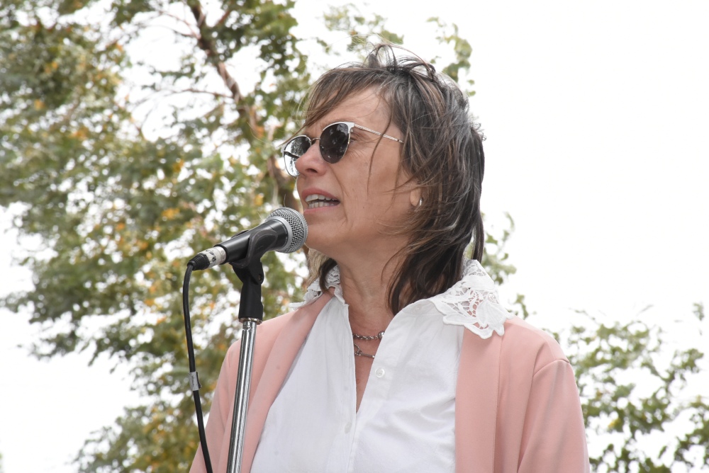Fabiana Meder dejó su cargo como Delegada de Dufaur y Colonia San Martín de Tours
