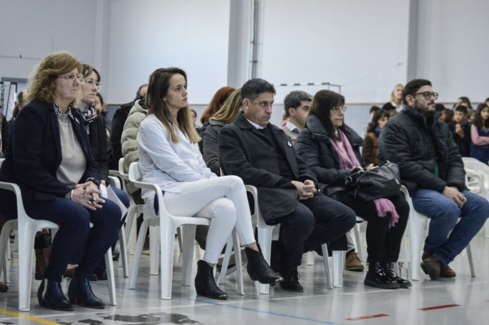Inauguraron el nuevo comedor y mejoras edilicias en la Escuela Primaria N° 8
