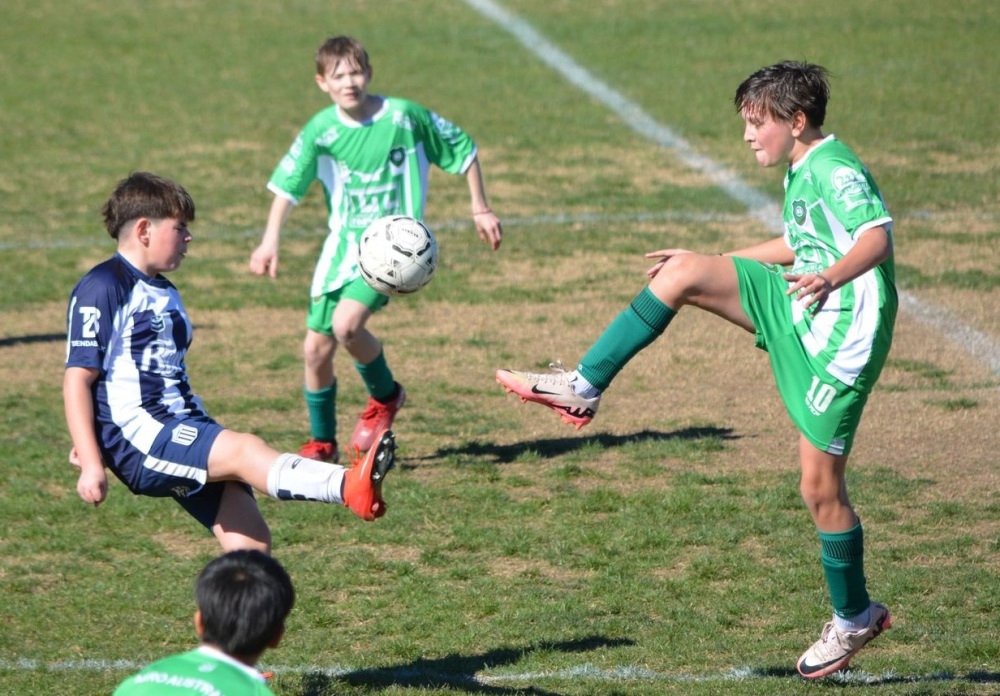 Se reanudó el torneo y no hubo cambios en la cima