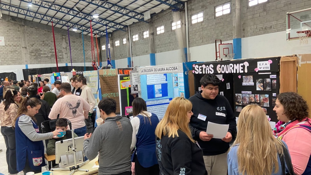 Se inauguró la Feria Regional de Educación, Artes, Ciencias y Tecnología en Pigüé