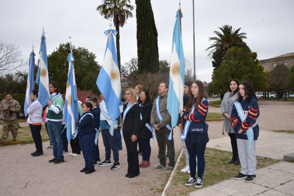 Acto en homenaje al General San Martín en Pigüé