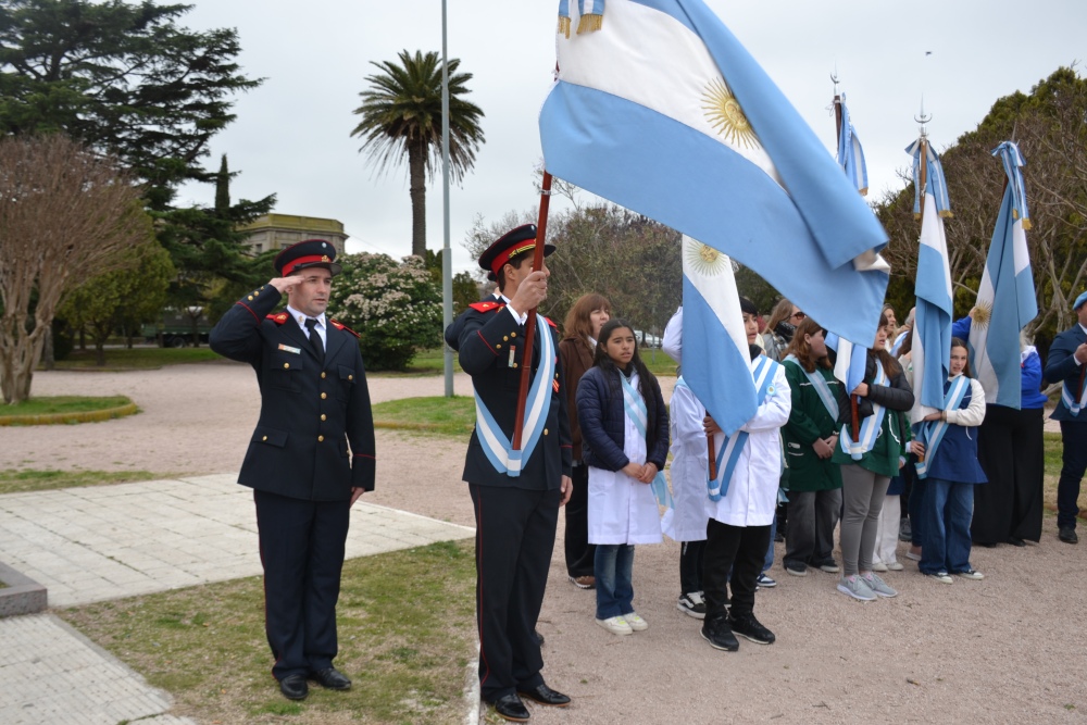 Acto en homenaje al General San Martín en Pigüé