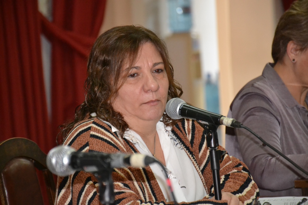 “Camandona cuestionó proyectos de Somos UCR y pidió mayor responsabilidad”