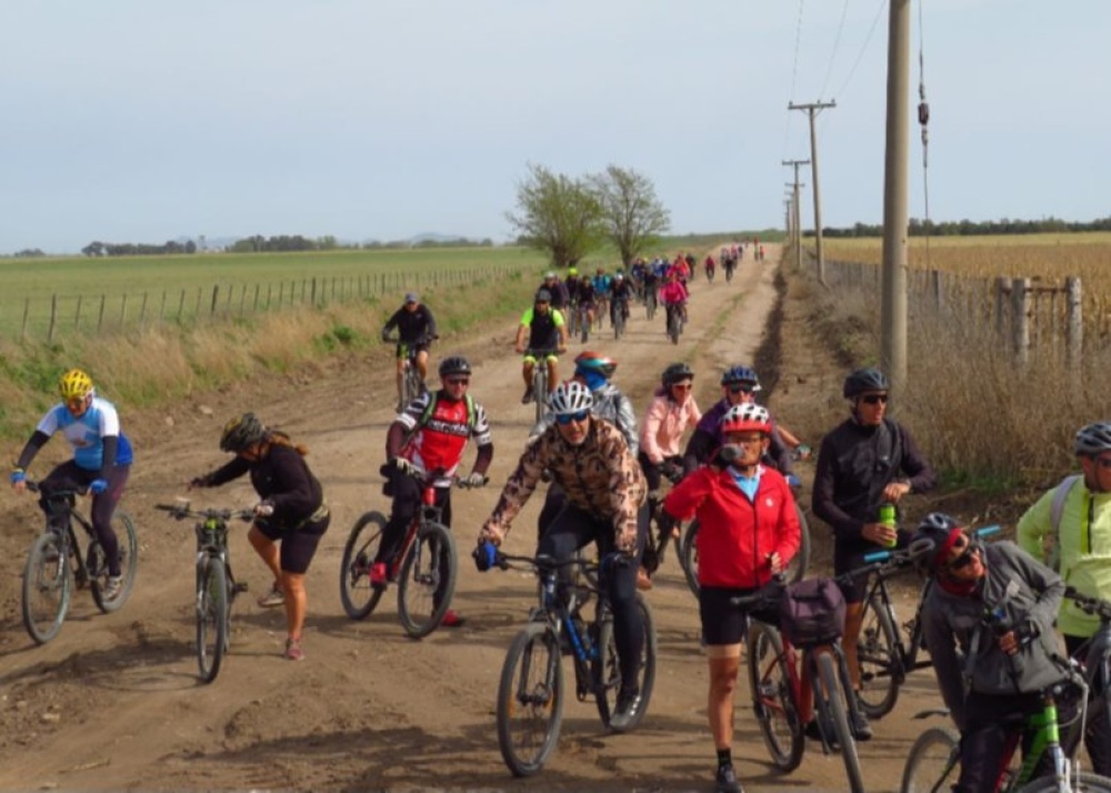 Saavedra se prepara para la 3ª edición de Cicloturismo: deporte, naturaleza y tradición