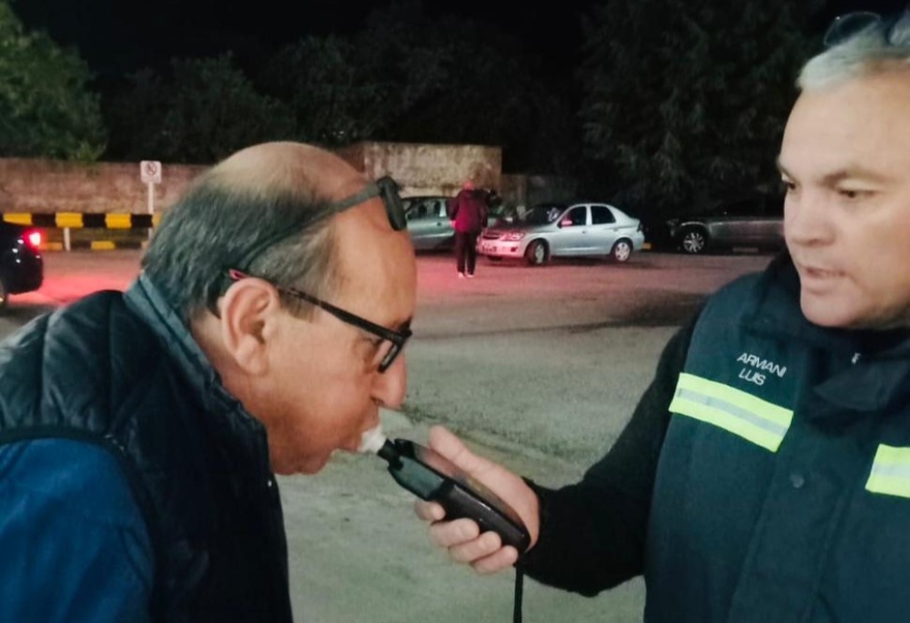 Controles de alcoholemia a los choferes que trasladaron a la delegación local a Mar del Plata