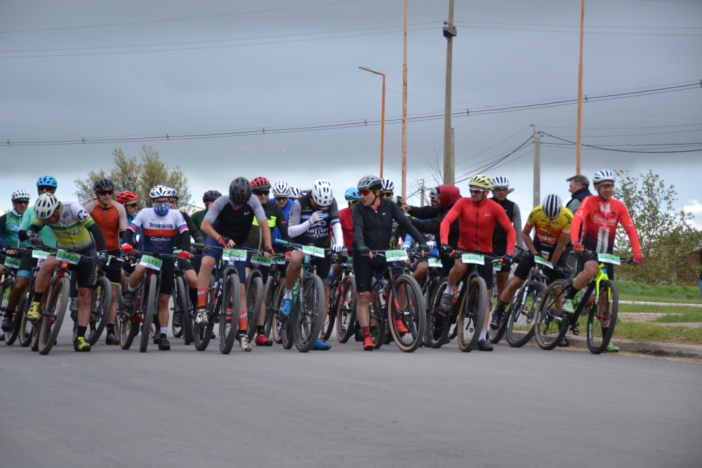 Pigüé vibra con la 15ª Vuelta al Cerro Curamalal