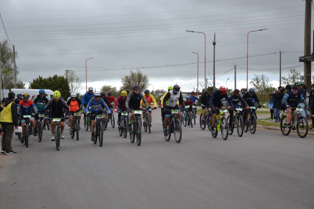 Pigüé vibra con la 15ª Vuelta al Cerro Curamalal