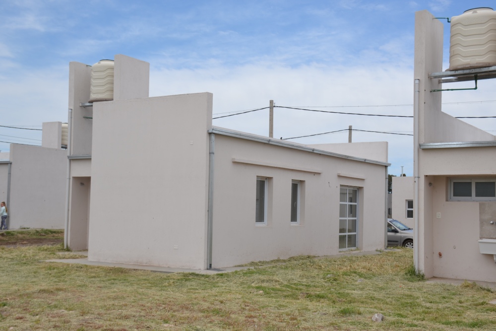 32 familias de Pigüé recibieron las llaves de su nuevo hogar