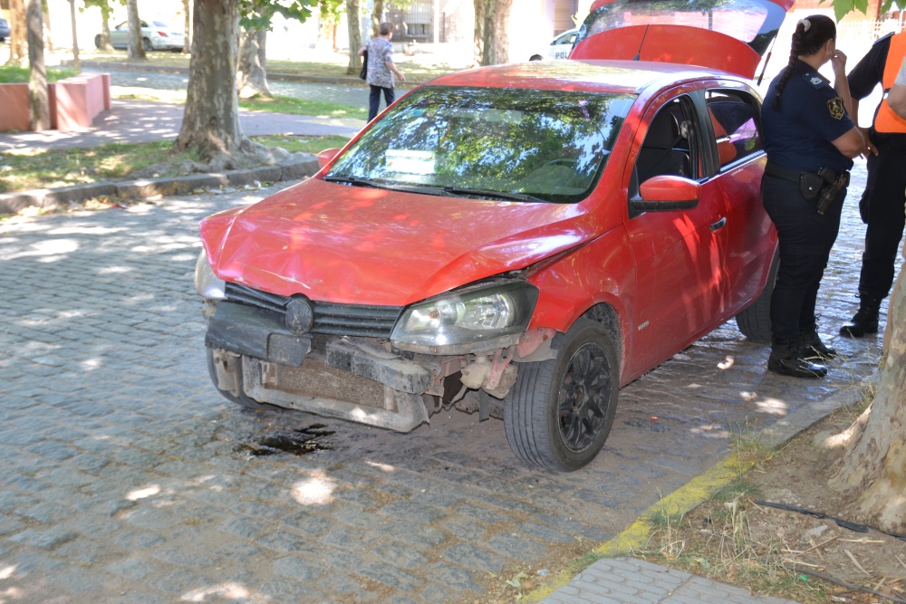 Choque vehicular  en Av. Mitre y Sadi Carnot de Pigüé