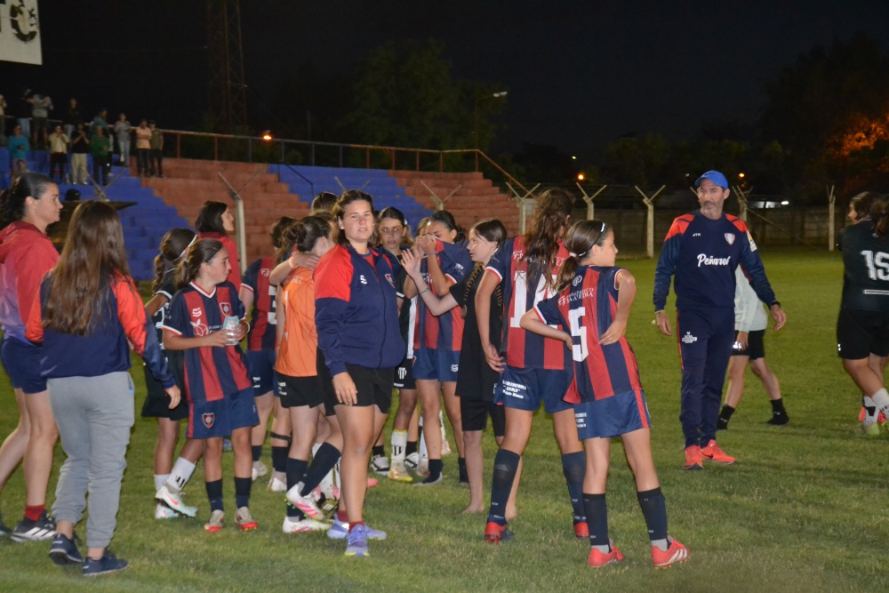 Liniers se consagró campeón del Torneo Regional Femenino Sub 14 en Pigüé