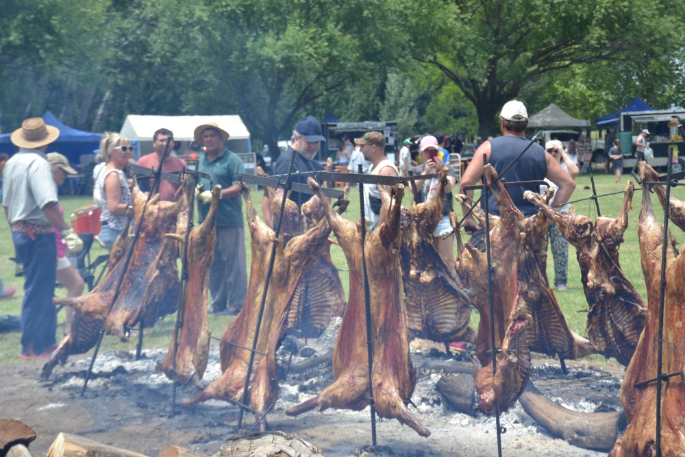 Saavedra celebró con gran éxito la 1º Fiesta Provincial del Cordero Serrano