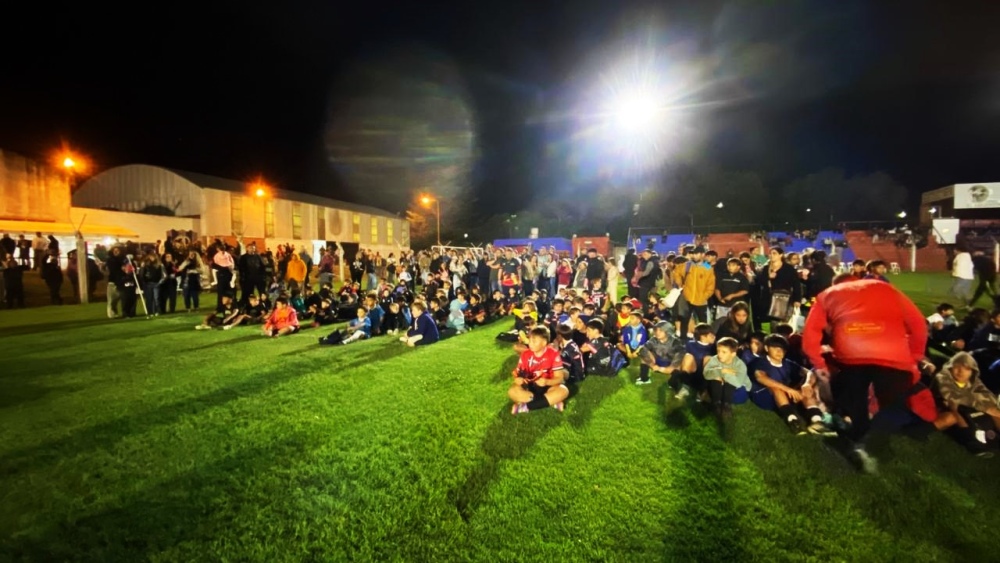 Entrega de premios en el “Mini Fosforito” del Club Peñarol