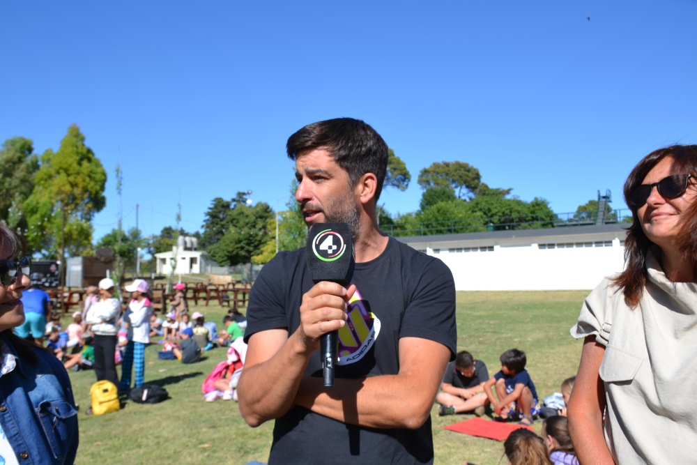 Apertura del programa Escuelas Abiertas de Verano 2026 en el Distrito de Saavedra