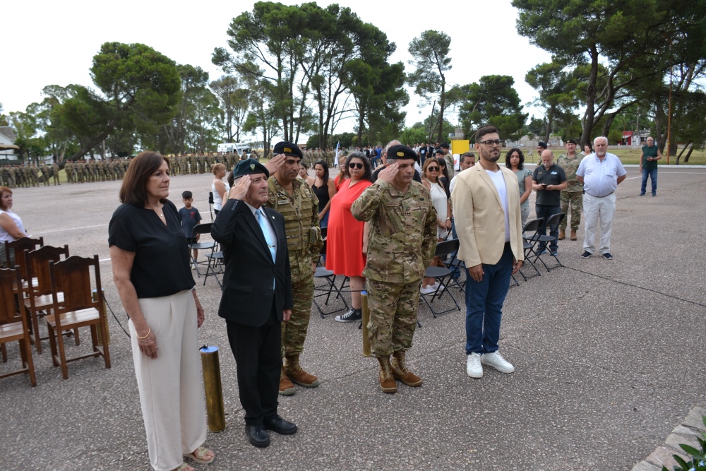 Se conmemoró el 37º aniversario de la defensa de los cuarteles de “La Tablada”  en el Regimiento de Infantería Mecanizado 3