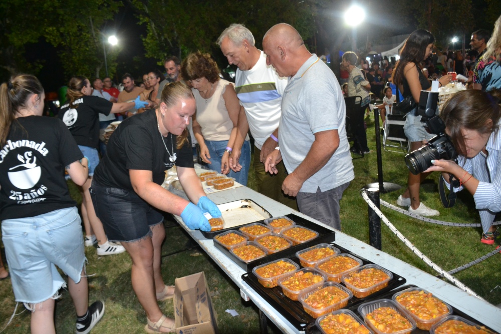 La Carbonada brilló en su 25° edición con una noche inolvidable en Espartillar