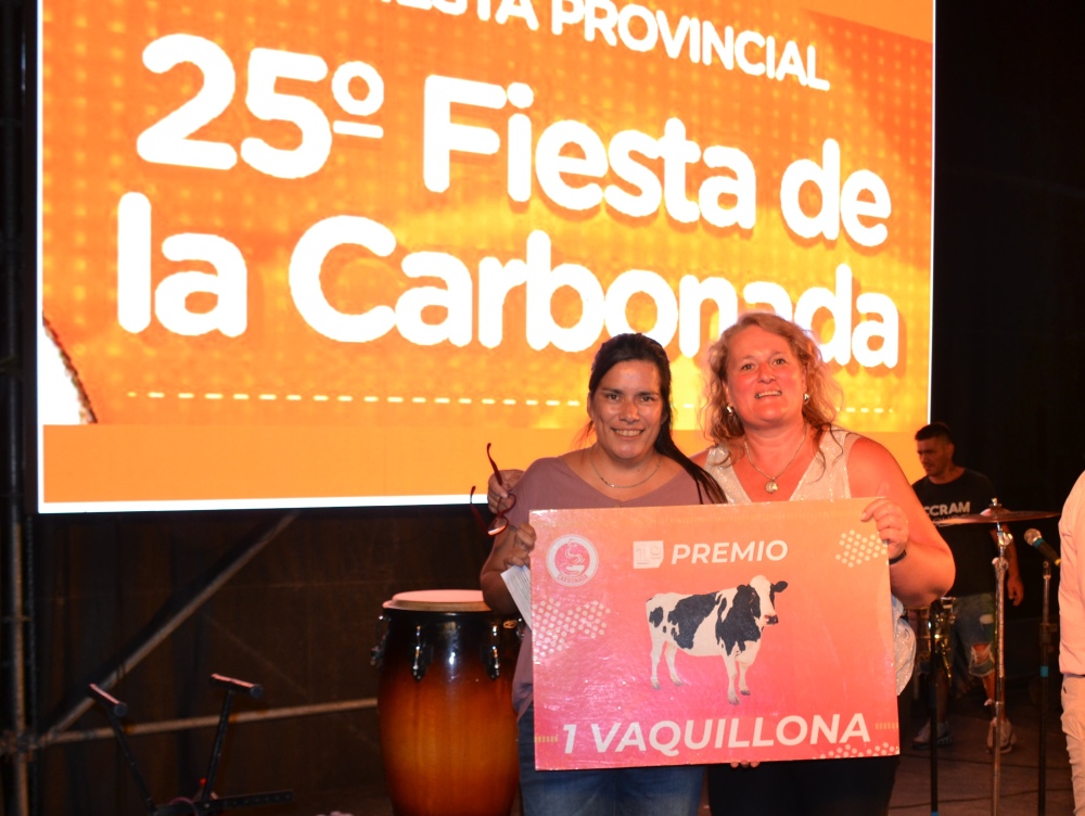 La Carbonada brilló en su 25° edición con una noche inolvidable en Espartillar