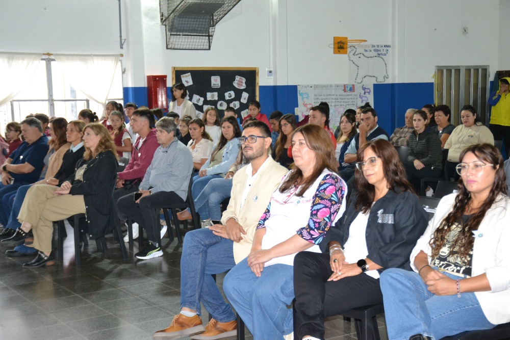 Se realizó el acto centralizado por el Día de la Memoria en la EP N° 14