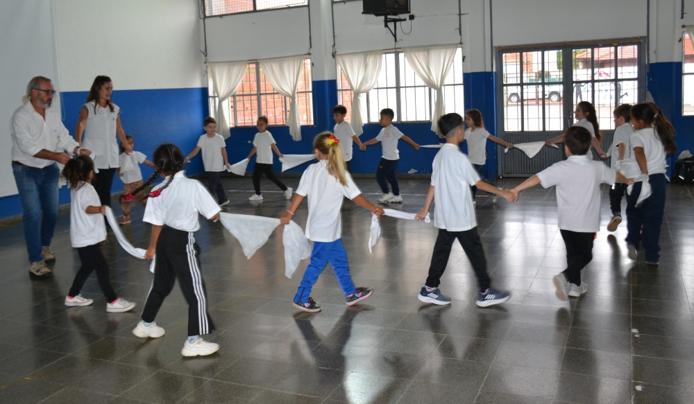 Se realizó el acto centralizado por el Día de la Memoria en la EP N° 14