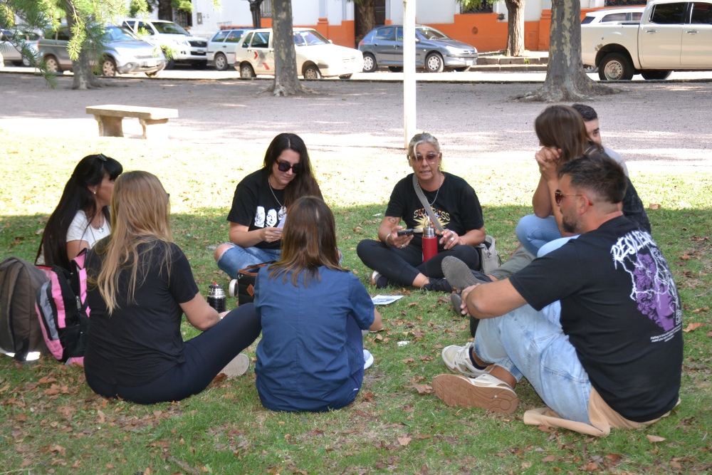 Convocatoria en Plaza Sarmiento en el marco del Paro Internacional Feminista