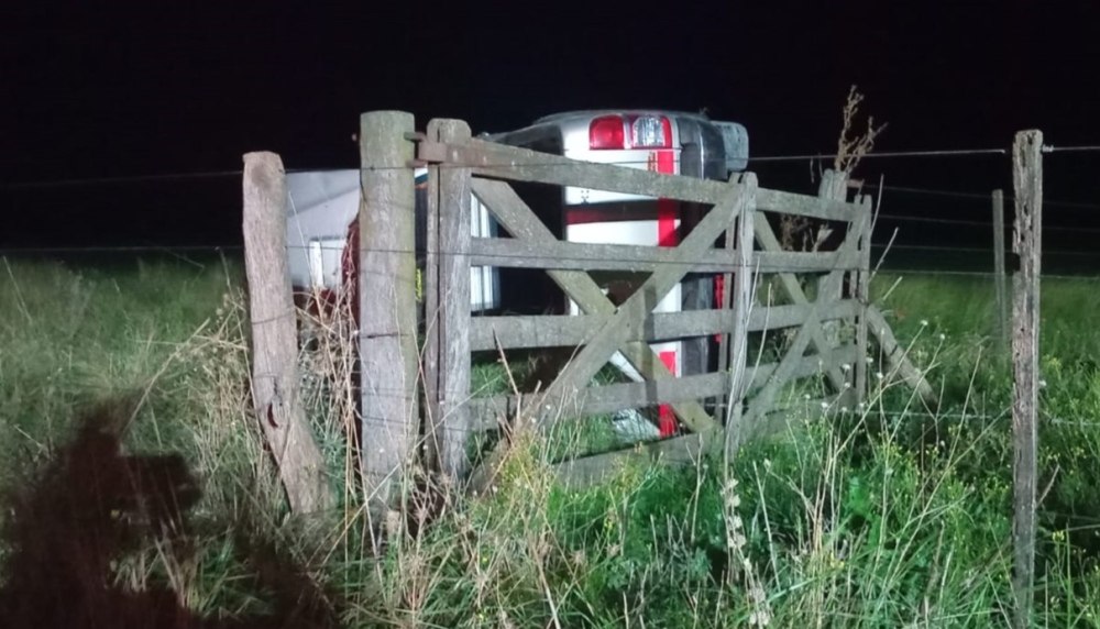 Vuelco en la madrugada en Espartillar