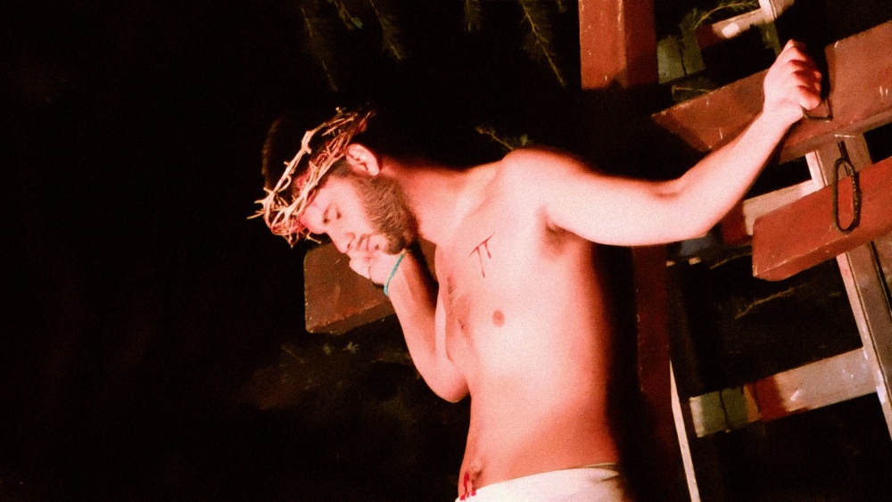 Saavedra vivió una noche de fe con el tradicional Vía Crucis Viviente