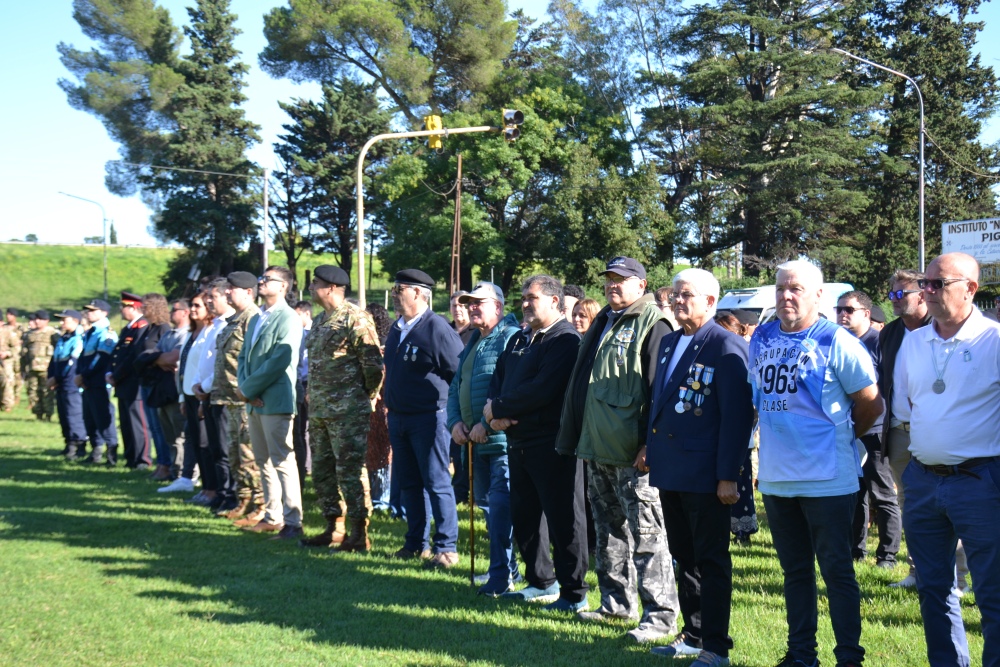 Acto por Malvinas en Pigüé: Homenaje a 44 años de la guerra