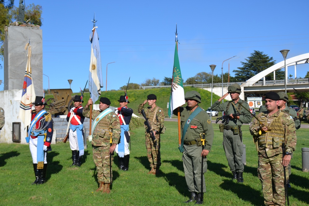 Acto por Malvinas en Pigüé: Homenaje a 44 años de la guerra