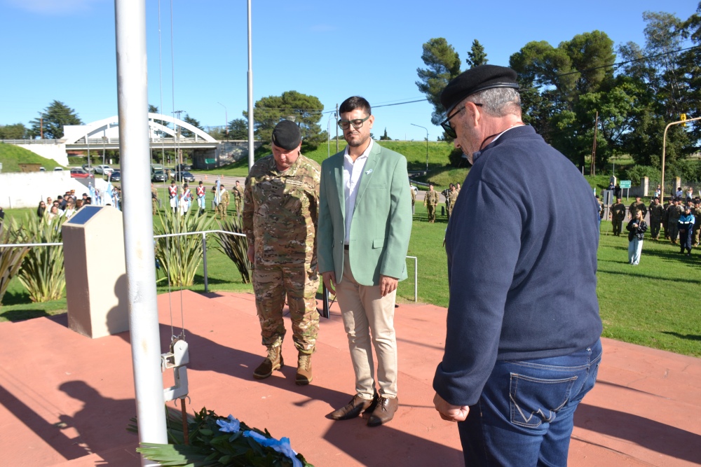 Acto por Malvinas en Pigüé: Homenaje a 44 años de la guerra