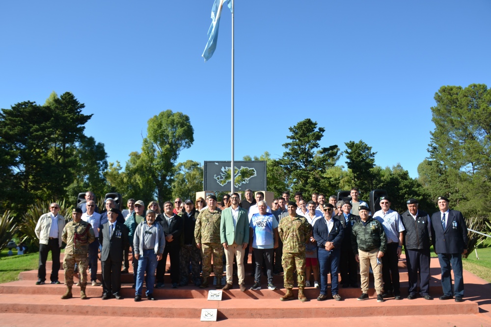 Acto por Malvinas en Pigüé: Homenaje a 44 años de la guerra