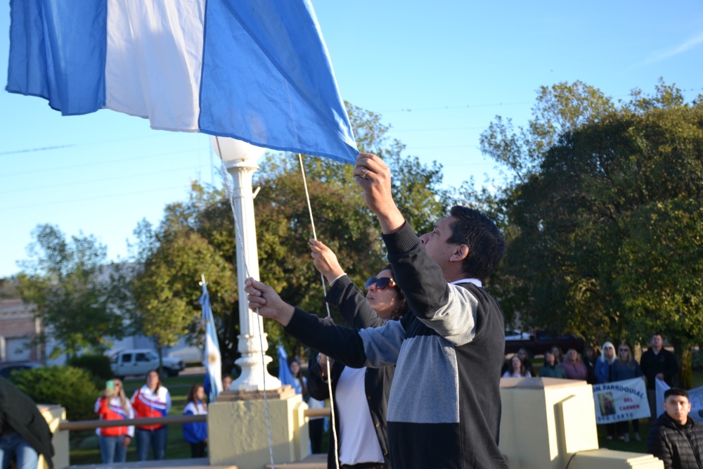 Arroyo Corto celebró su 142° Aniversario con un acto en la Plaza 9 de Julio