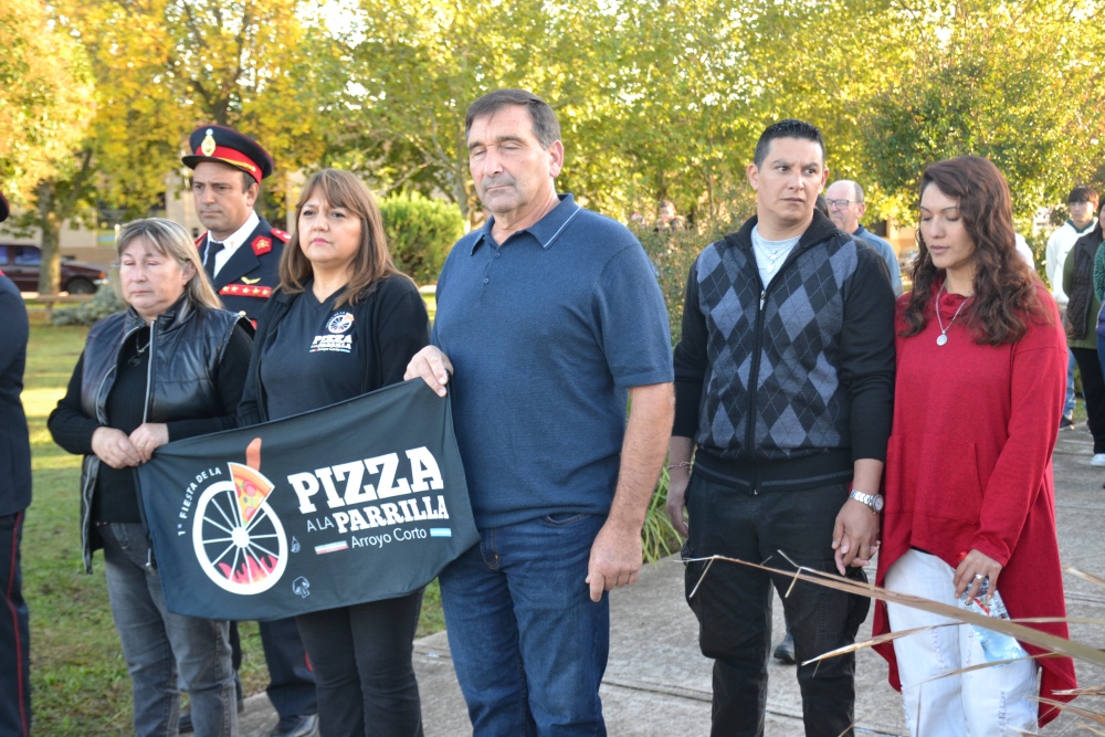 Arroyo Corto celebró su 142° Aniversario con un acto en la Plaza 9 de Julio