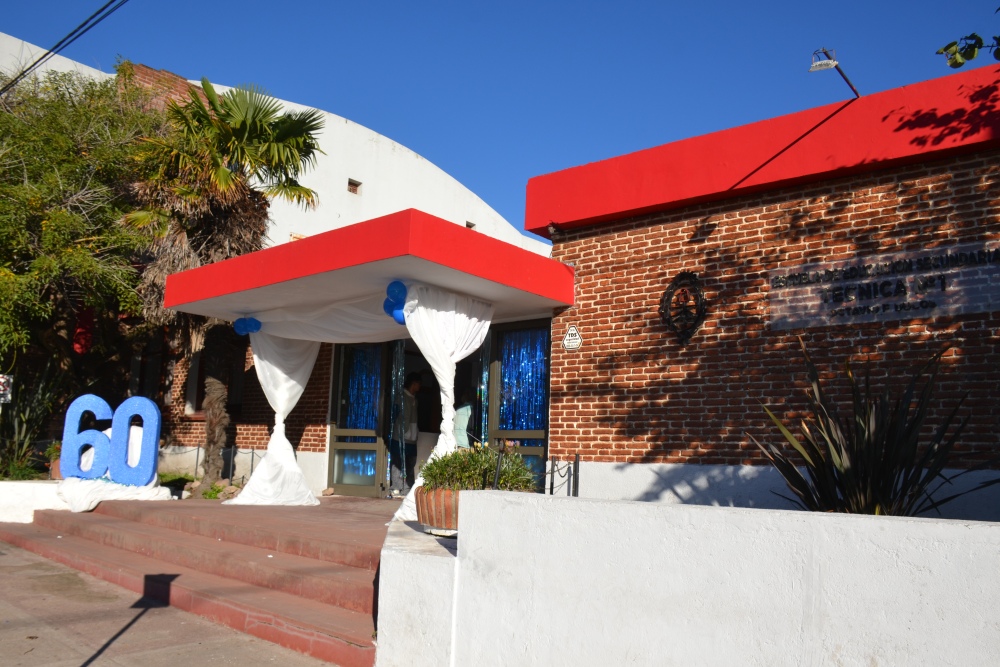 La Escuela Técnica Nº1 “Octavio Federico Ducós” celebró sus 60 años de historia