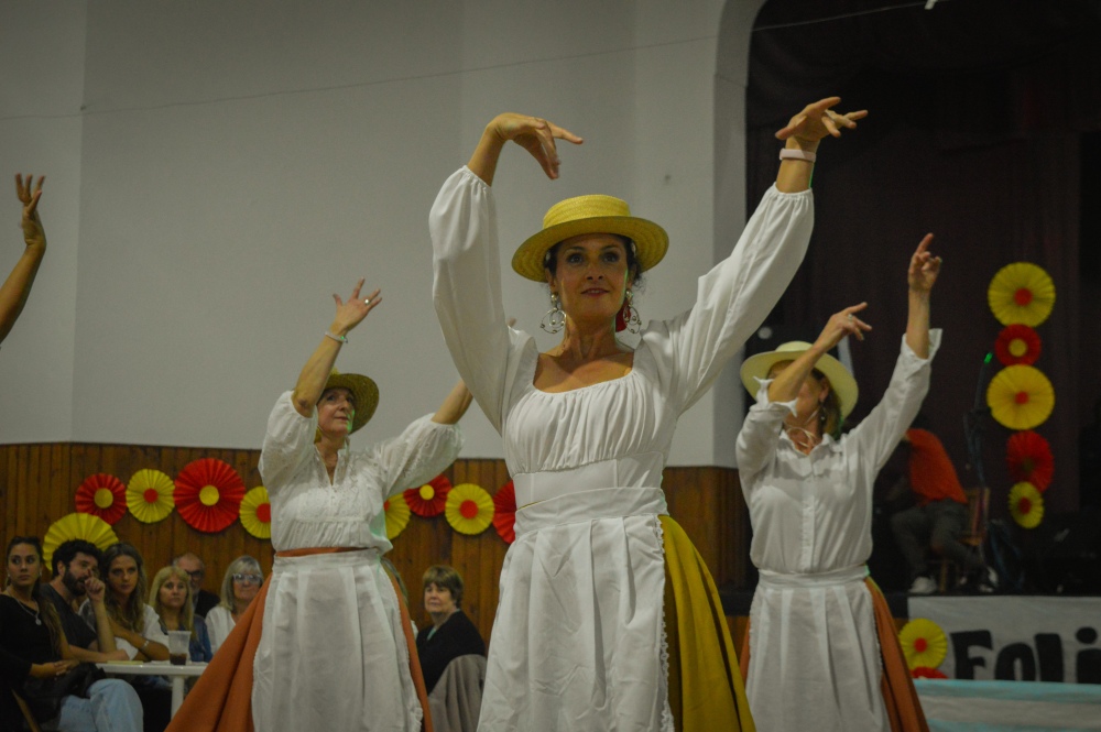 Goyena celebró su 124° aniversario con una jornada histórica y la Fiesta Provincial de la Coca Mallorquina