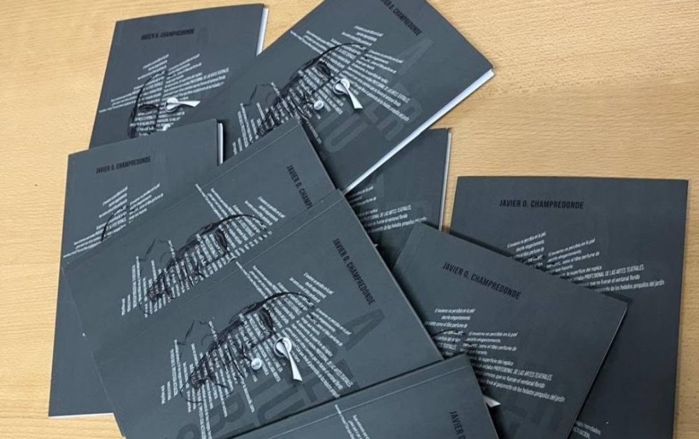 Javier Champredonde presentó su libro ”Aberturas” en la Biblioteca Sarmiento