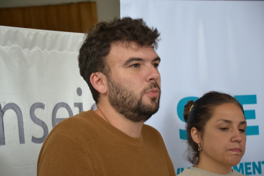 Entregaron equipamiento del SAE a establecimientos educativos del distrito